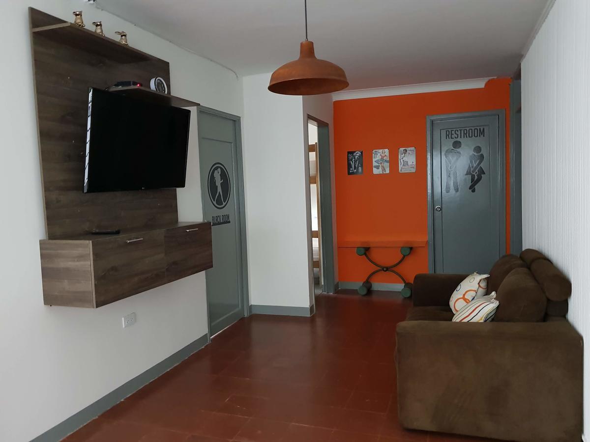 Backpackers Inn ميديلين المظهر الخارجي الصورة