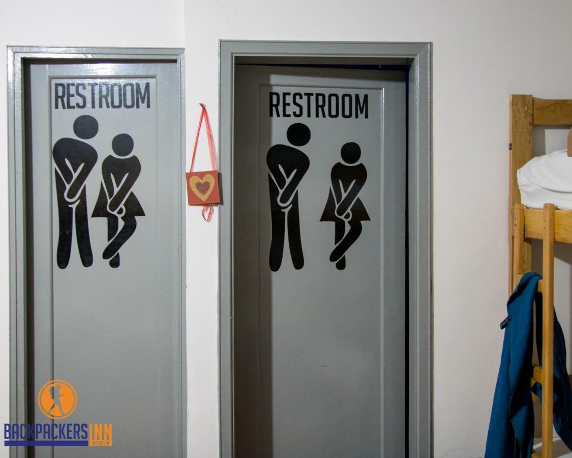 Backpackers Inn ميديلين المظهر الخارجي الصورة