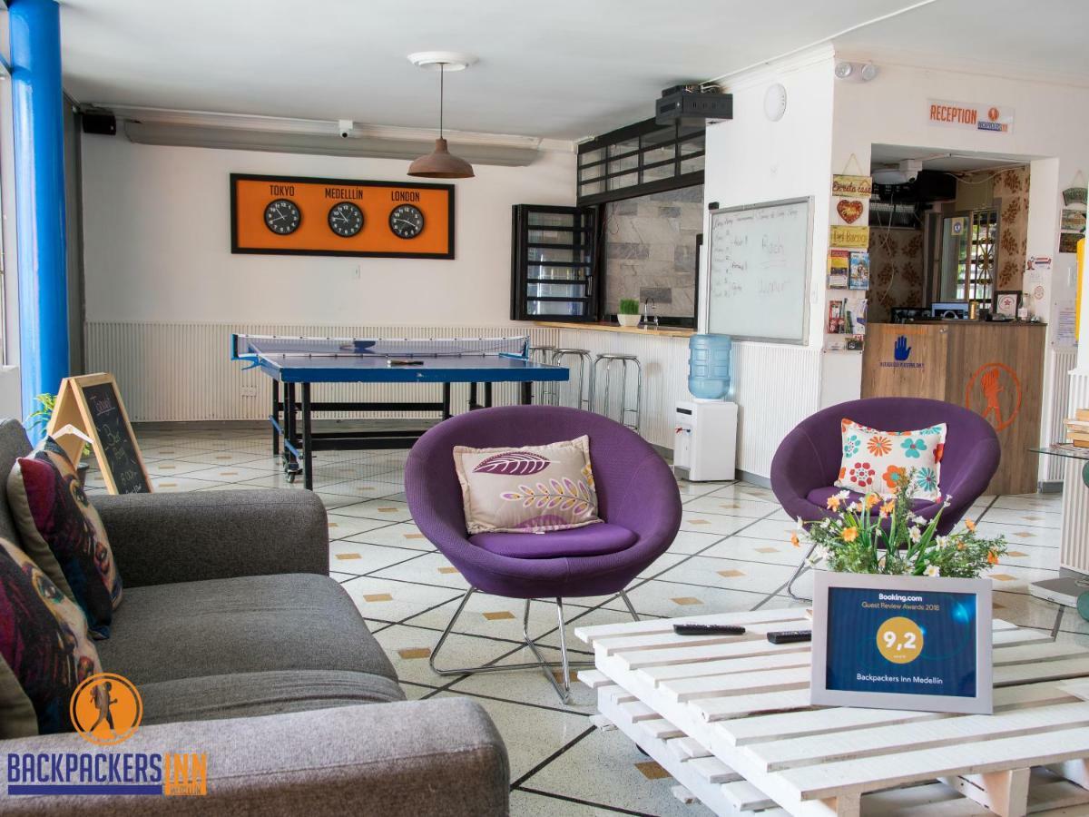 Backpackers Inn ميديلين المظهر الخارجي الصورة